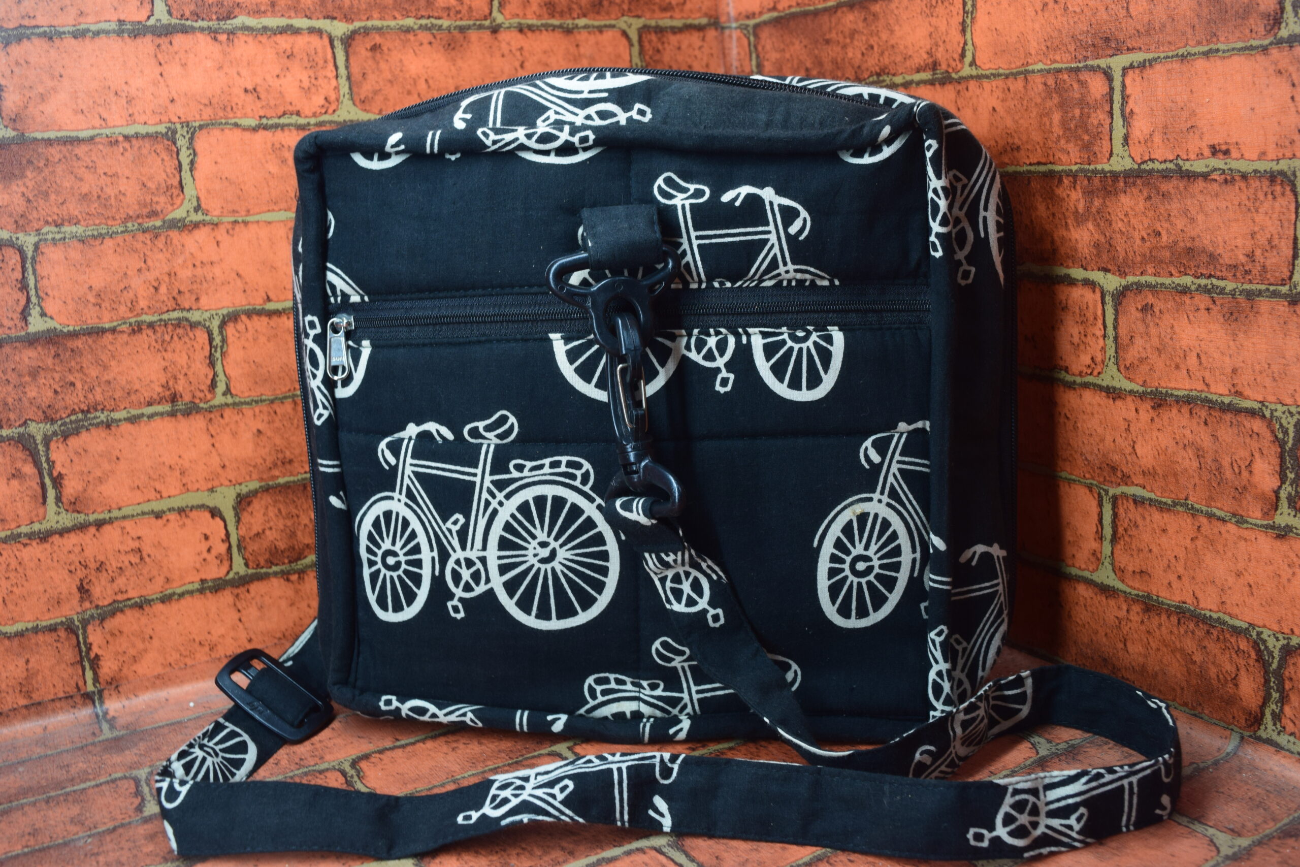Kalamkari Expandable Travel Bag - Image 3