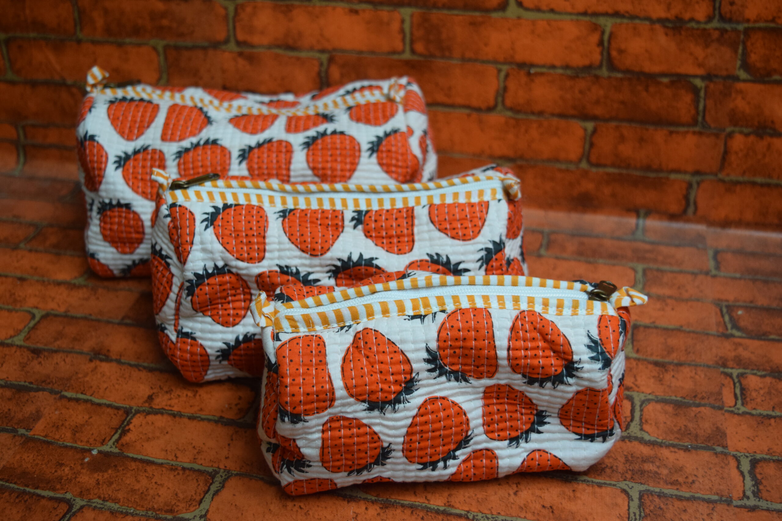 3 in 1 Vanity Pouch - Image 2