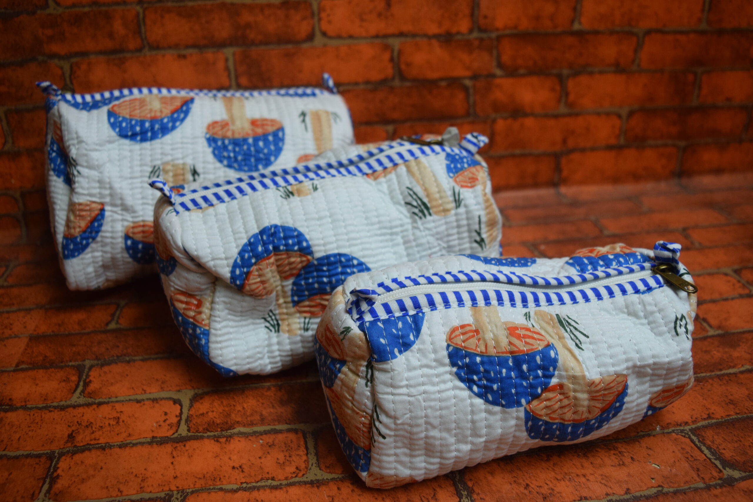 3 in 1 Vanity Pouch - Image 3